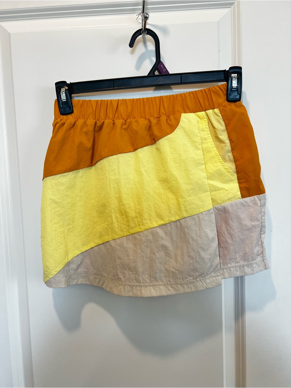 NWT New In Color block Mini Skirt in Mustard, Yellow & Beige